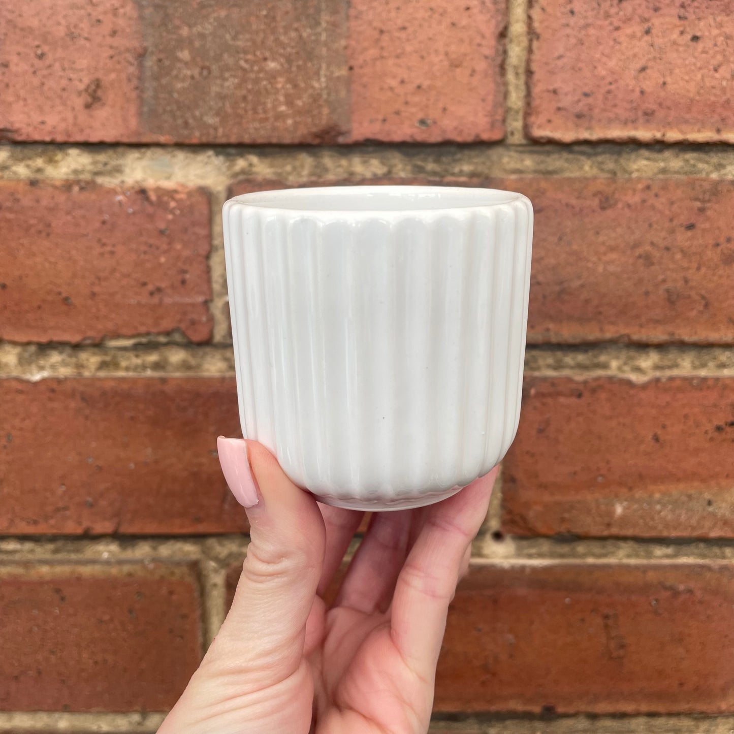 Ridged Design White Mini Plant Pot-7cm